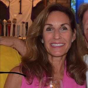 Meet your Posher, Linda